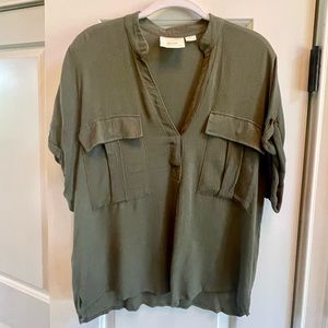Anthropologie Short Sleeve Blouse Size Medium